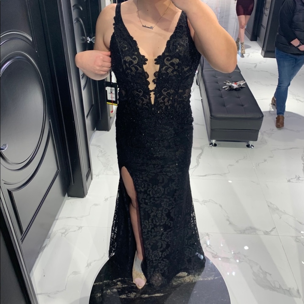 PROM DRESS NEVER WORN NEVER ALTERED